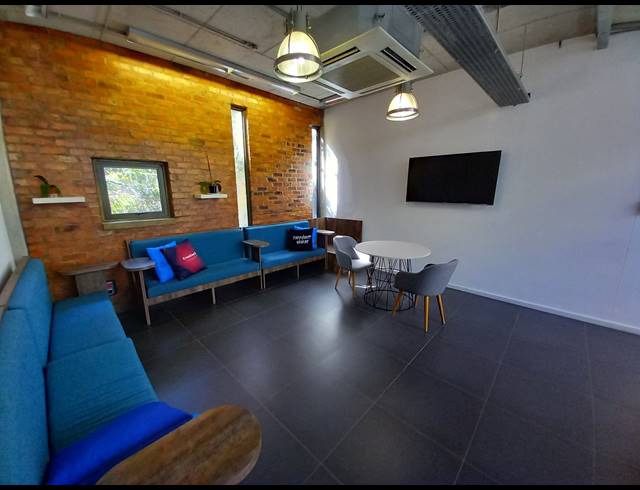 396M² OFFICE TO LET IN BRYANSTON